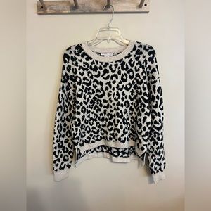 Medium weight non-itchy cheetah print sweater